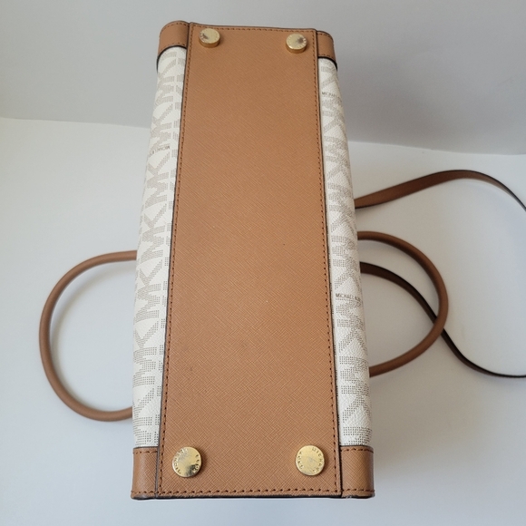 Michael Kors Dillon Satchel Vanilla & Acorn Signature - Picture 7 of 16